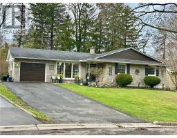 70 BERKLEY Crescent - 3