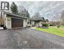 70 BERKLEY Crescent - 4