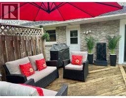 70 BERKLEY Crescent - 7