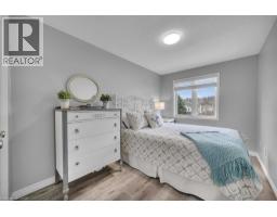 42 GREEN VALLEY Drive UnitNo. 55 - 15