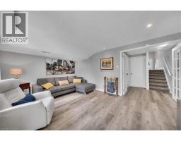 42 GREEN VALLEY Drive UnitNo. 55 - 17