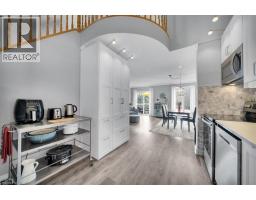 42 GREEN VALLEY Drive UnitNo. 55 - 3