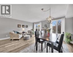 42 GREEN VALLEY Drive UnitNo. 55 - 5