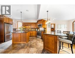 14 GOSHEN Street S - 18