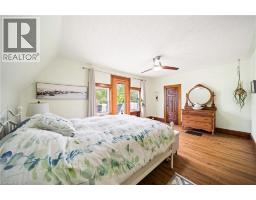 14 GOSHEN Street S - 25