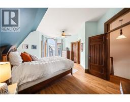 14 GOSHEN Street S - 29