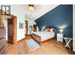 14 GOSHEN Street S - 31