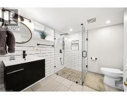 14 GOSHEN Street S - 44