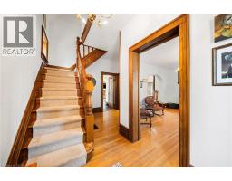 14 GOSHEN Street S - 6