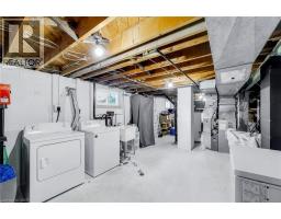 18 TWEEDSMUIR Avenue - 19