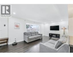 18 TWEEDSMUIR Avenue - 4