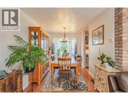 26 DOUGLAS Avenue - 14