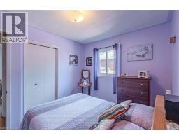 26 DOUGLAS Avenue - 25