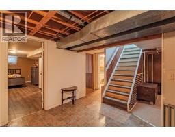 26 DOUGLAS Avenue - 27