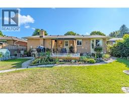 26 DOUGLAS Avenue - 40