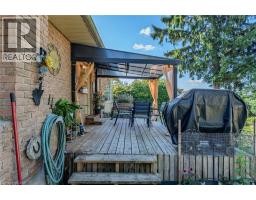 26 DOUGLAS Avenue - 43