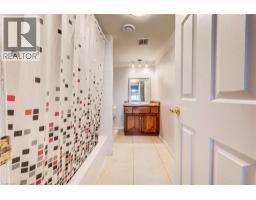 5762 8TH Line E - 37