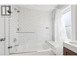 367 VICTORIA Street S - 20