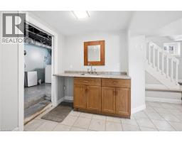 367 VICTORIA Street S - 22