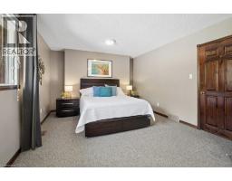 304 ST ANN Avenue - 20