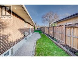 22 DUNCAIRN Avenue - 37