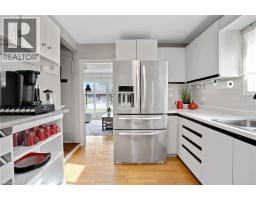 36 HILLTOP Drive - 12