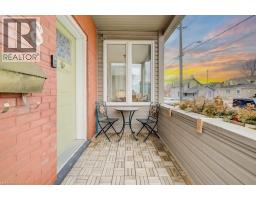 8 SPRING Street E - 4