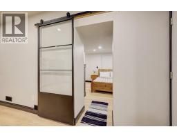 8 SPRING Street E - 42