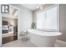 23 HIGHGROVE Court - 37