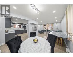 42 TUPPER Crescent - 10