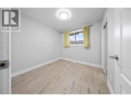 42 TUPPER Crescent - 14