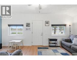 12 OUSE Street S - 15