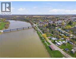 12 OUSE Street S - 50