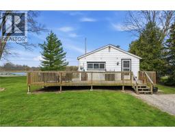 12 OUSE Street S - 7