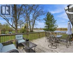 12 OUSE Street S - 9