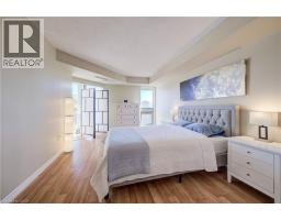 265 WESTCOURT Place UnitNo. 702 - 29