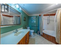 78 BROWN Street - 29