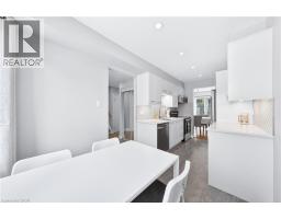 375 KINGSCOURT Drive UnitNo. 20 - 10