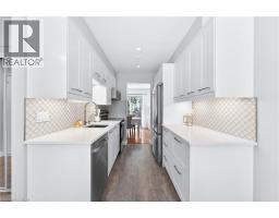 375 KINGSCOURT Drive UnitNo. 20 - 13