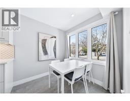 375 KINGSCOURT Drive UnitNo. 20 - 7