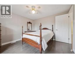 42 TRAILVIEW Drive - 44