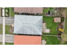 576 THORNDALE Drive - 34