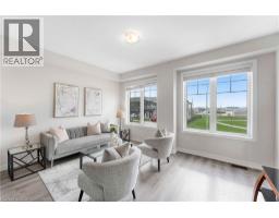 50 HOLLYWOOD Court - 2