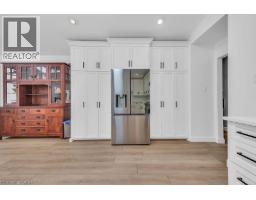 486 WINNIETT Street - 14