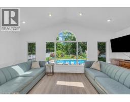 486 WINNIETT Street - 16