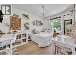 486 WINNIETT Street - 21