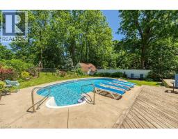 486 WINNIETT Street - 37