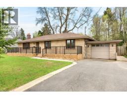 18 GARDEN Avenue - 2