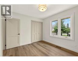 18 GARDEN Avenue - 23