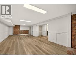 18 GARDEN Avenue - 27